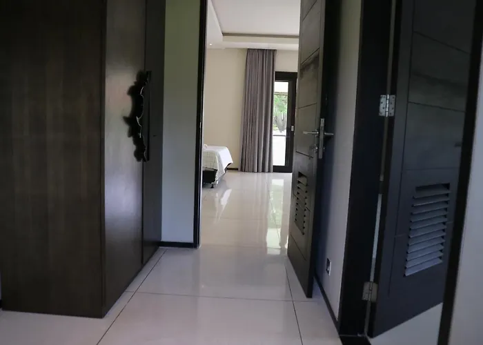 Villa Mertasari 10c 4 Bedroom With Swimming Pool! *