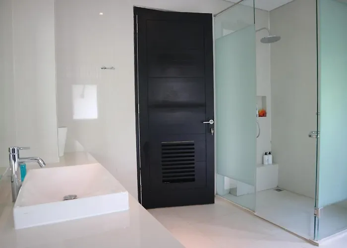 Mertasari 10c 4 Bedroom With Swimming Pool! * Sanur