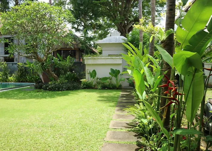 Mertasari 10c 4 Bedroom With Swimming Pool! Sanur