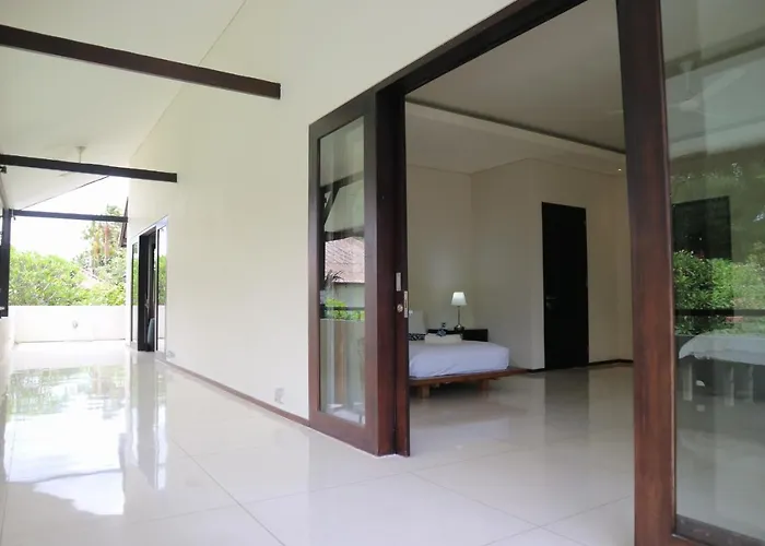 Mertasari 10c 4 Bedroom With Swimming Pool! Sanur