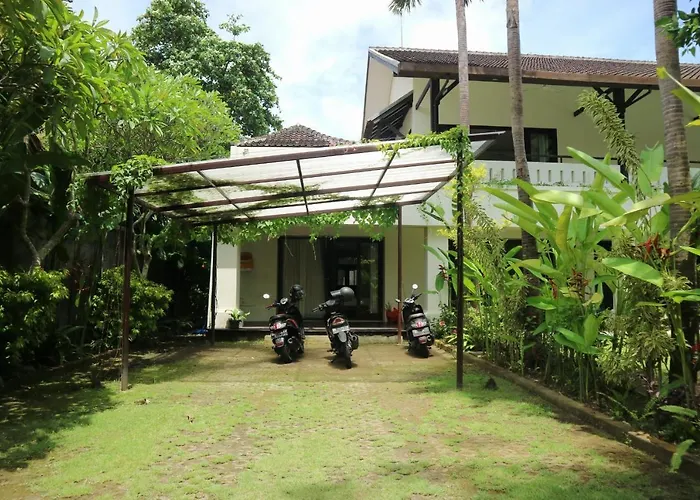 Mertasari 10c 4 Bedroom With Swimming Pool! * Sanur