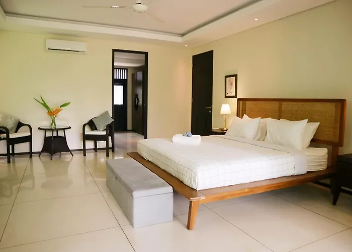Mertasari 10c 4 Bedroom With Swimming Pool! *
