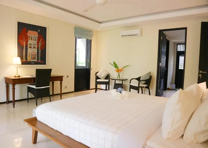 Villa Mertasari 10c 4 Bedroom With Swimming Pool! Sanur