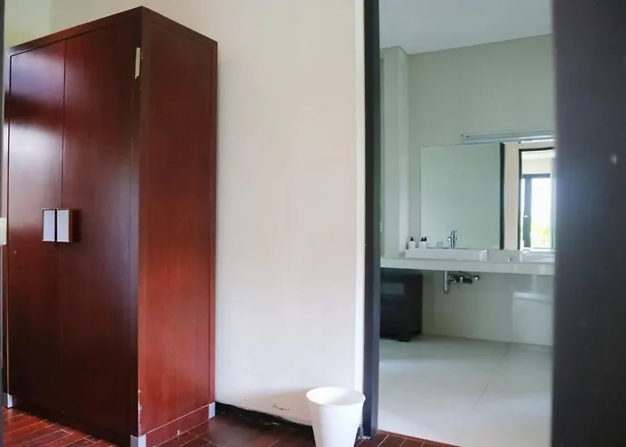 Mertasari 10c 4 Bedroom With Swimming Pool!