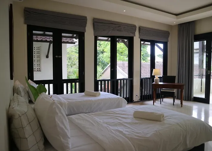 Mertasari 10c 4 Bedroom With Swimming Pool! Sanur