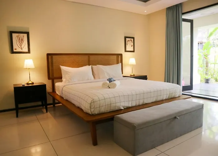 Mertasari 10c 4 Bedroom With Swimming Pool!