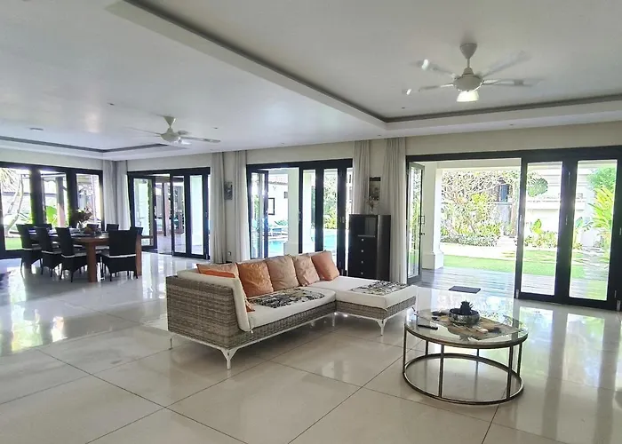 Villa Mertasari 10c 4 Bedroom With Swimming Pool! Sanur