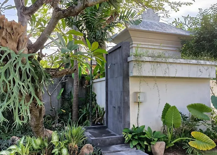 Mertasari 10c 4 Bedroom With Swimming Pool!